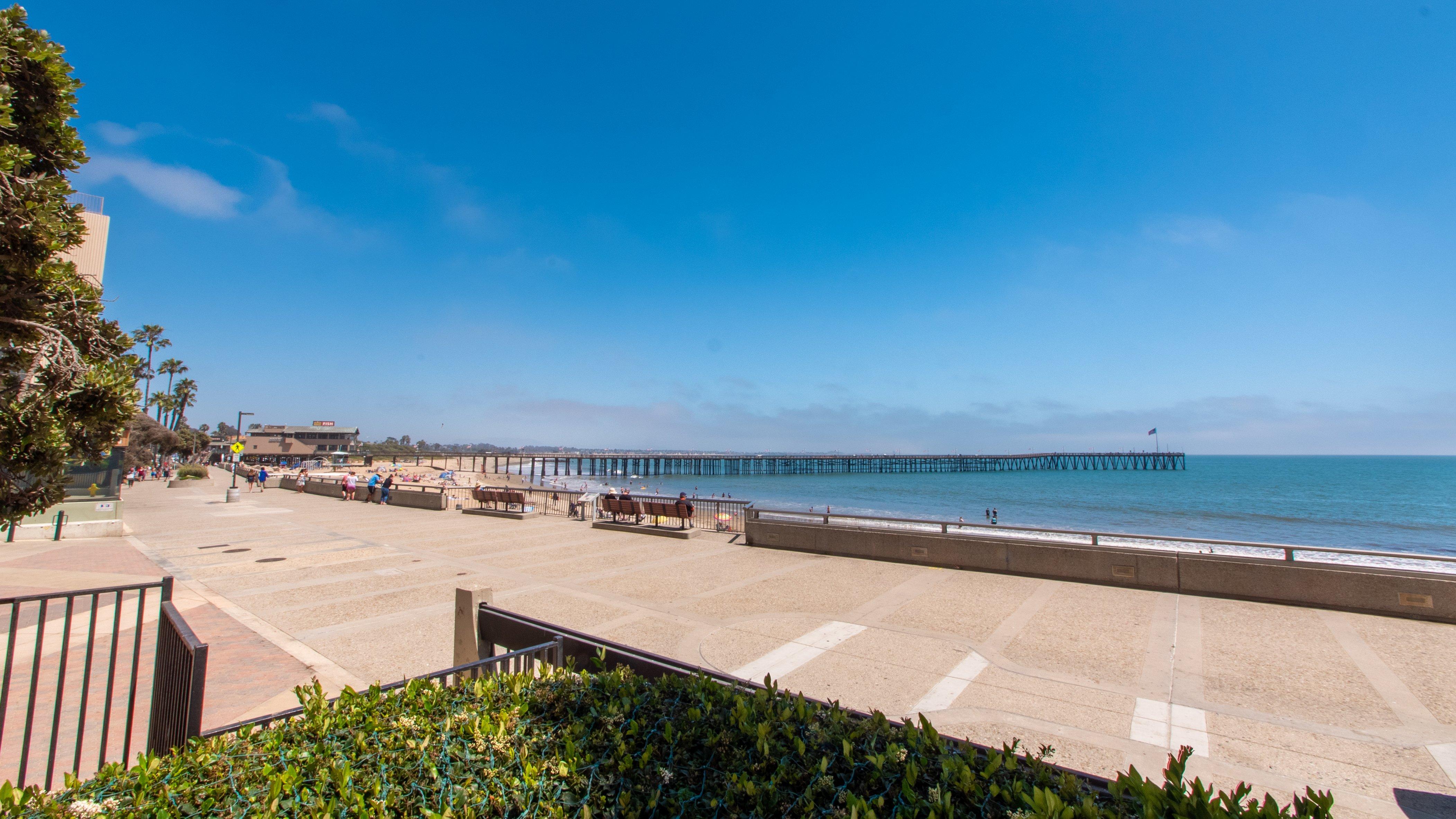 Crowne Plaza Ventura Beach By Ihg Екстериор снимка