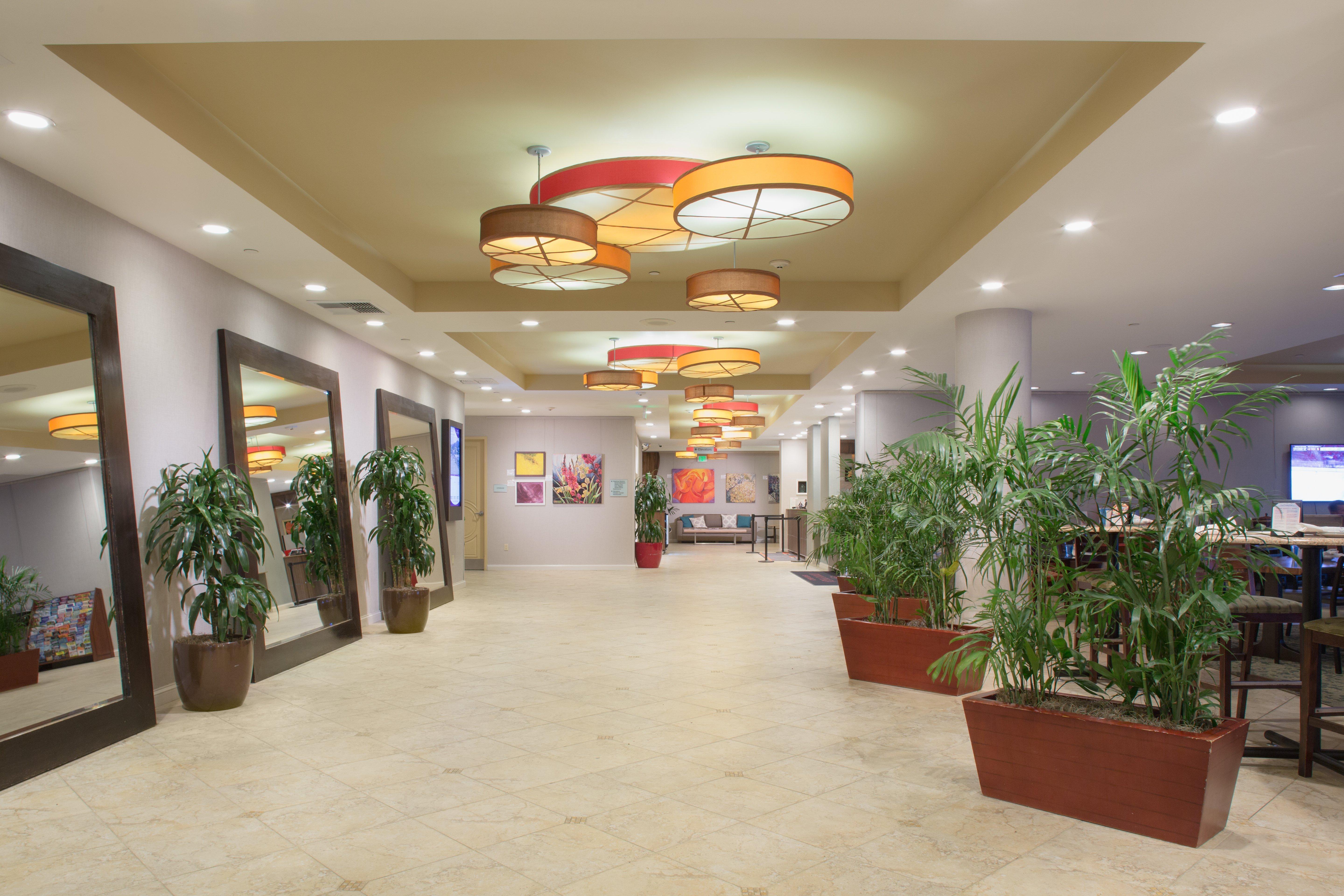 Crowne Plaza Ventura Beach By Ihg Екстериор снимка