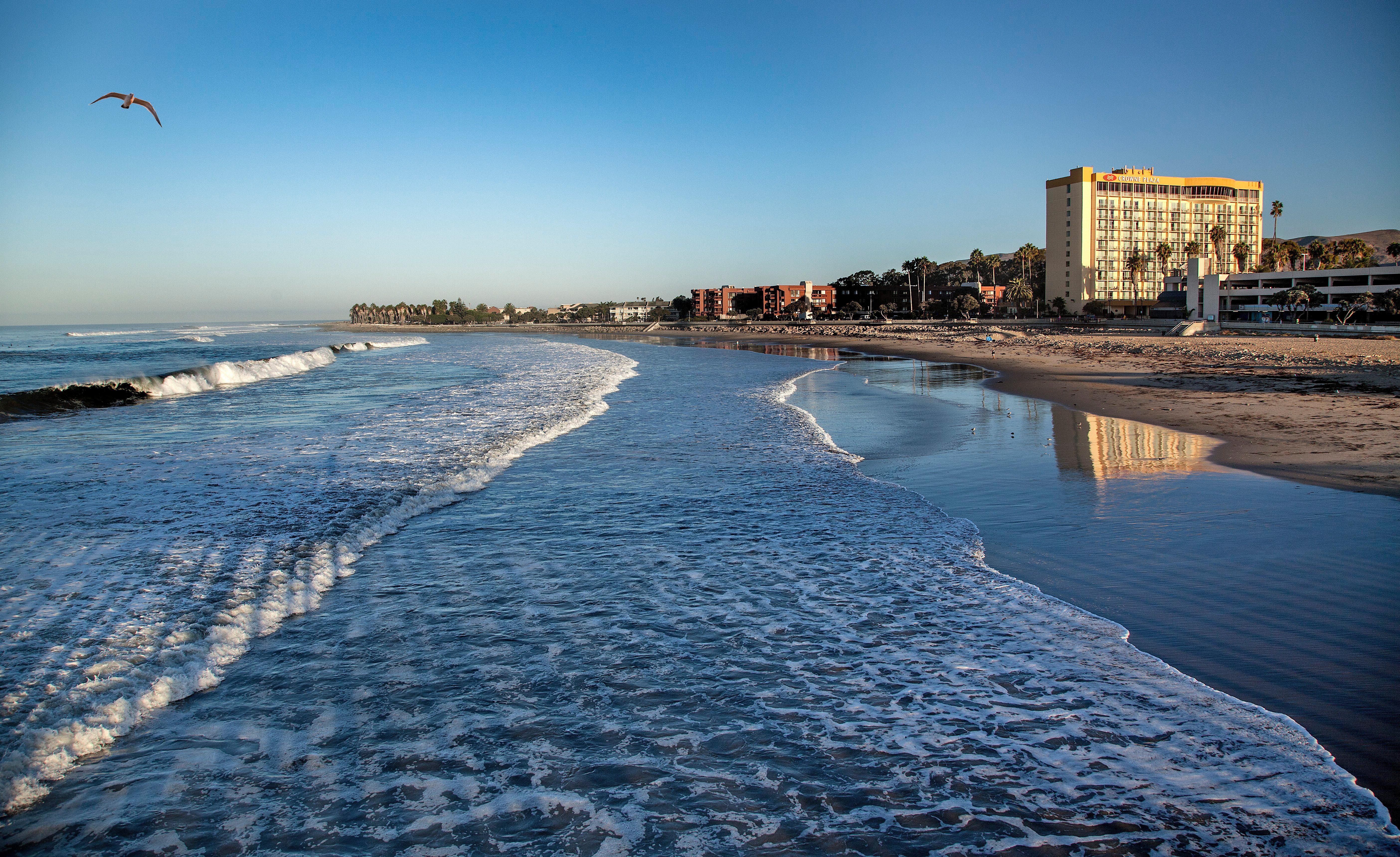 Crowne Plaza Ventura Beach By Ihg Екстериор снимка