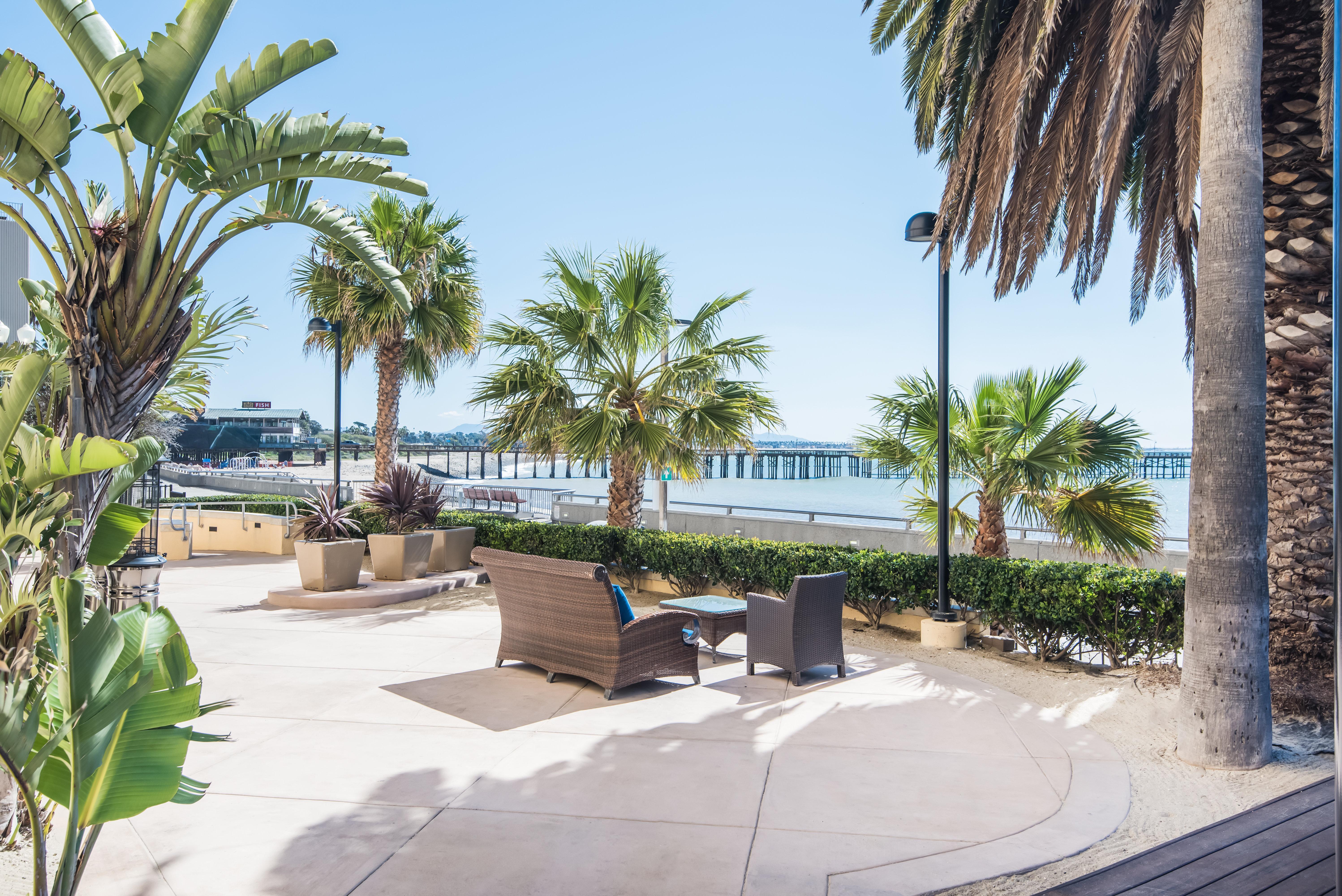 Crowne Plaza Ventura Beach By Ihg Екстериор снимка