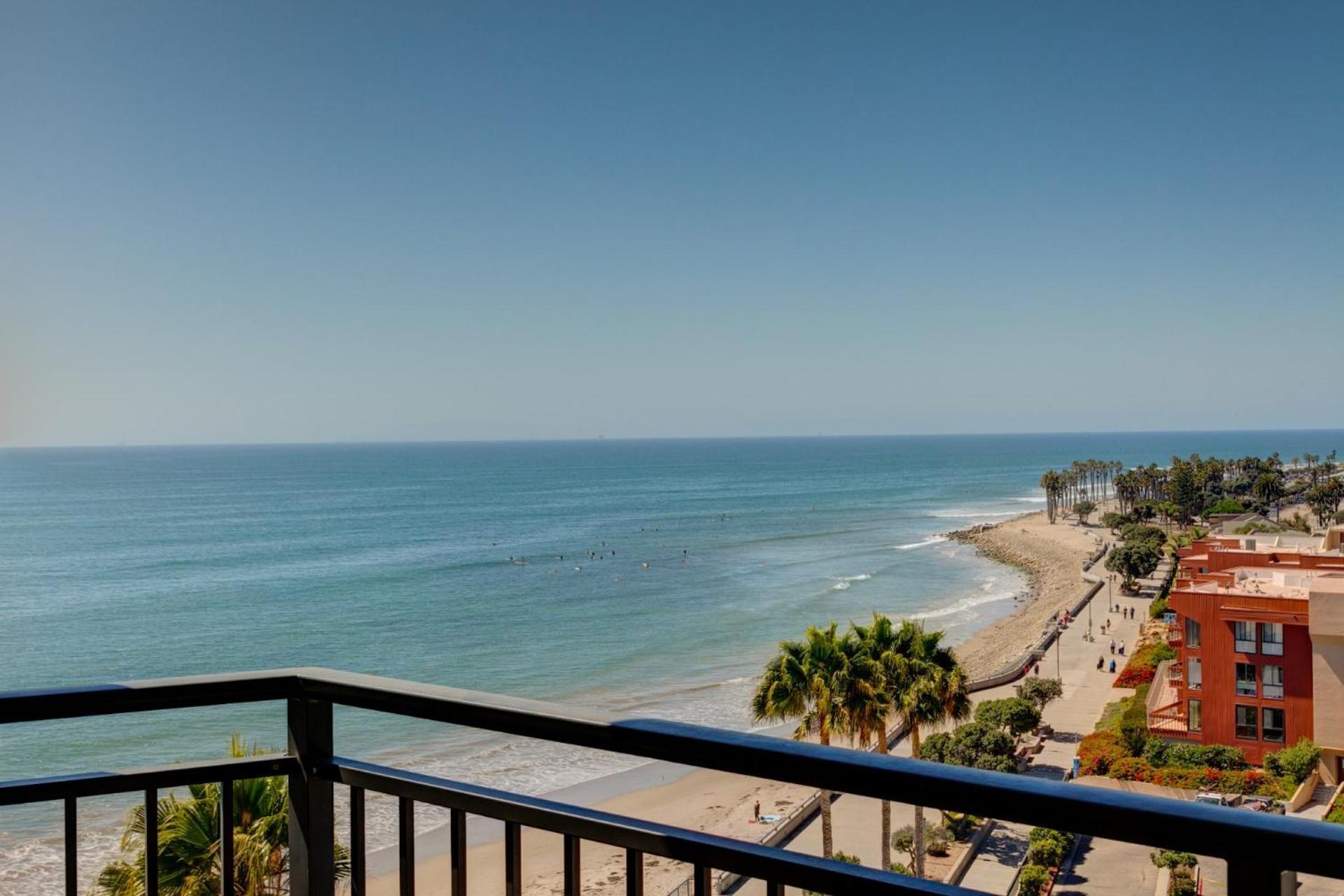 Crowne Plaza Ventura Beach By Ihg Екстериор снимка